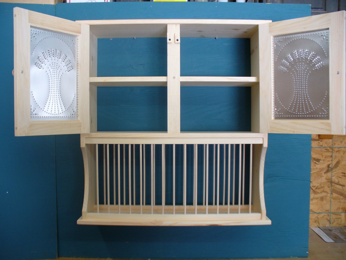 Primitive pie safe punched tin 2 door shelf wood plate dish rack glasses spices organizer kitchen cabinet